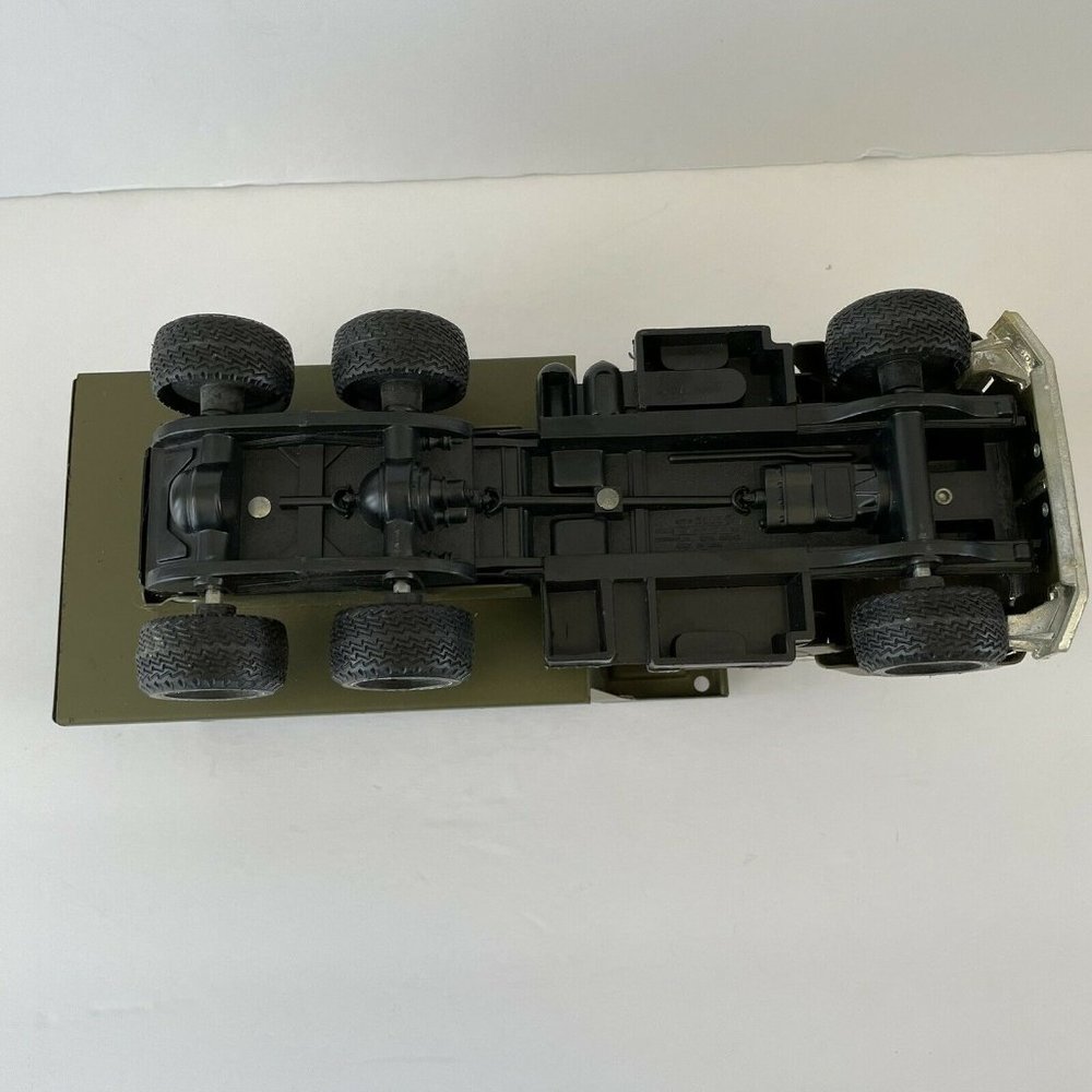 Ertl International Wolfpack Steel Dump Truck Corps - Picture 10 of 11